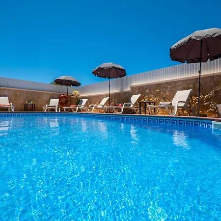 Holiday Home In Albufeira Near Sao Rafael Beach *