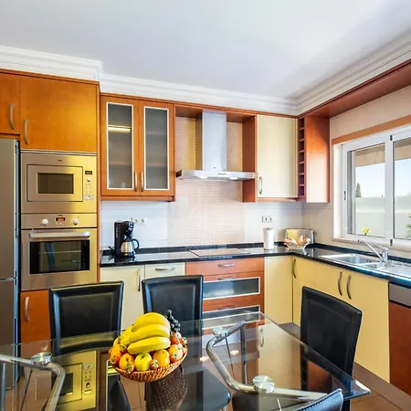 Holiday Home In Albufeira Near Sao Rafael Beach וילה אלבופיירה