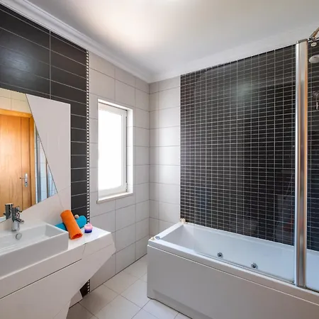 فيلة Holiday Home In Albufeira Near Sao Rafael Beach *