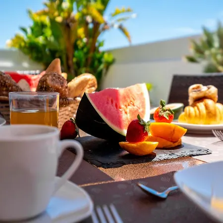 Holiday Home In Albufeira Near Sao Rafael Beach *