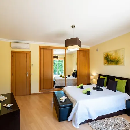 Holiday Home In Albufeira Near Sao Rafael Beach * Albufeira